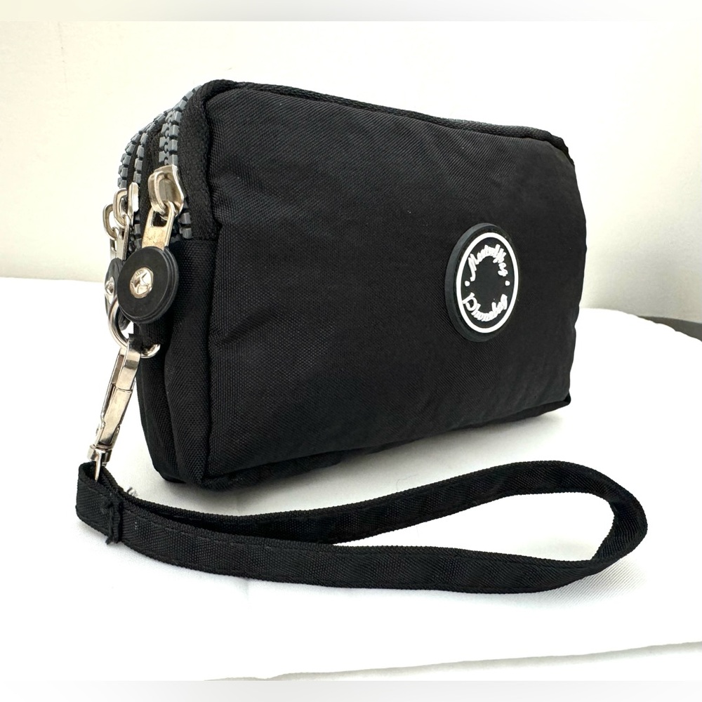 Black Nylon Wallet/Pouch Triple Zipper NWT